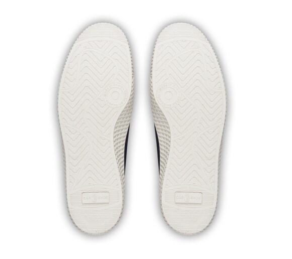 CANVAS SNEAKER