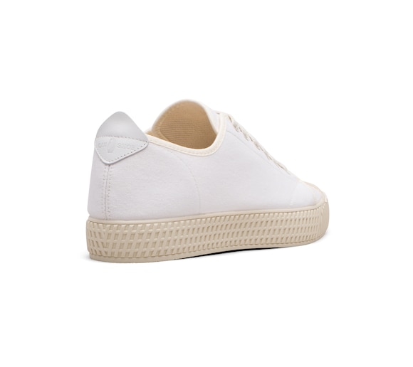CANVAS SNEAKER