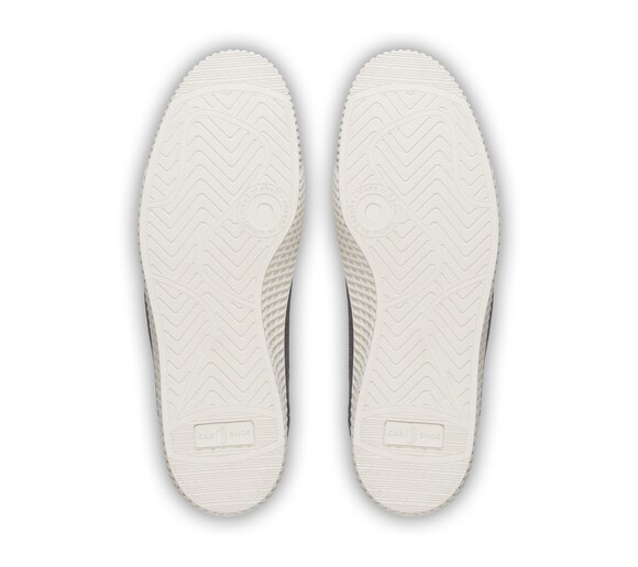 CANVAS SNEAKER