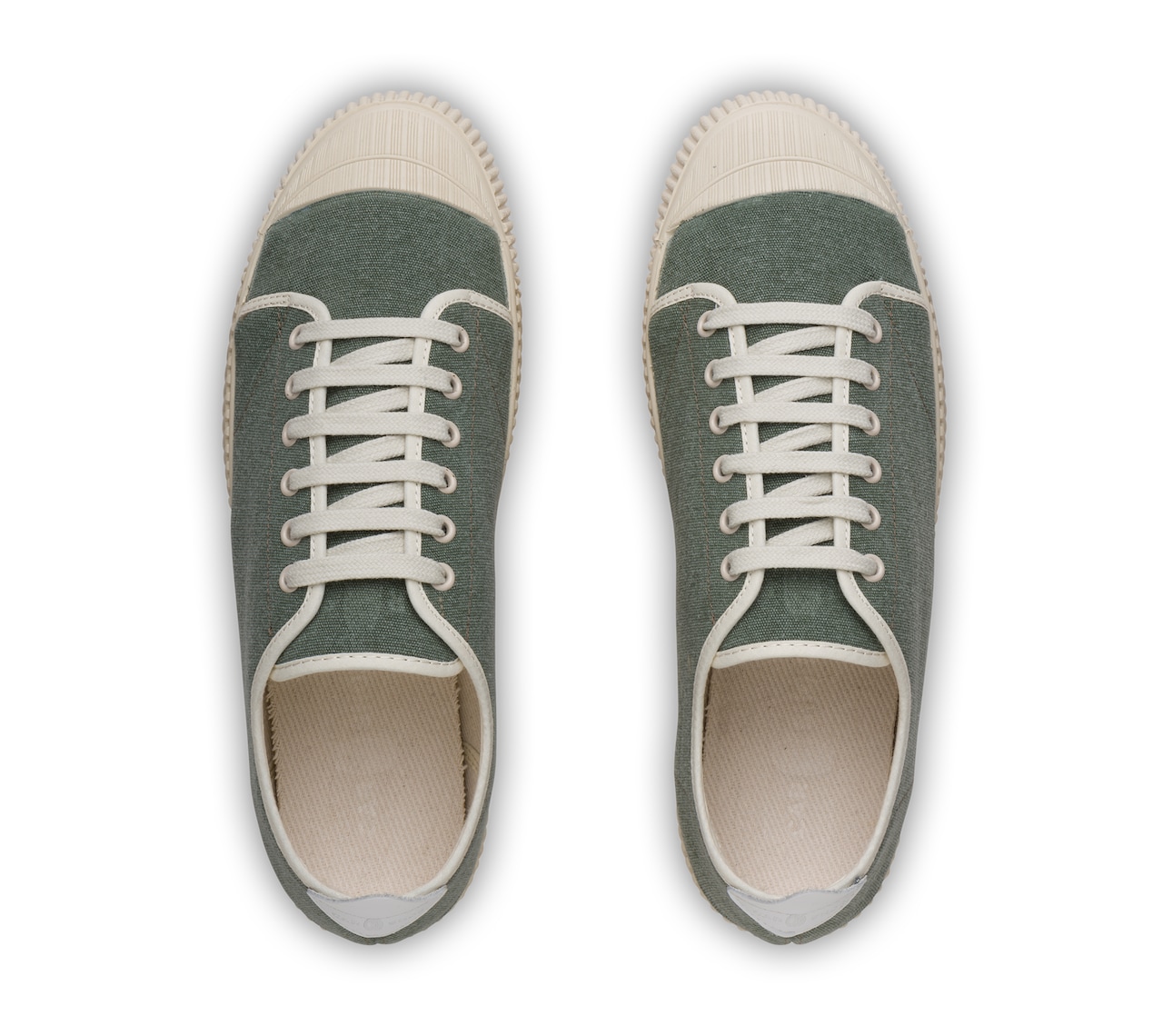 CANVAS SNEAKER